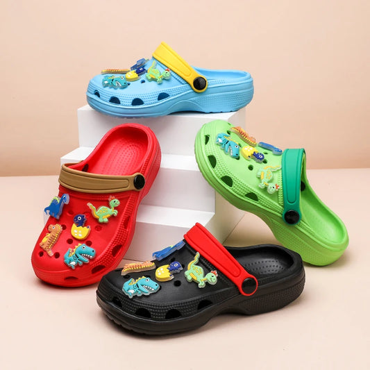 Boys Breathable Clogs with Cartoon Dinosaur Decoration, Lightweight, Non-Slip Clogs, Suitable for Indoor and Outdoor, Garden